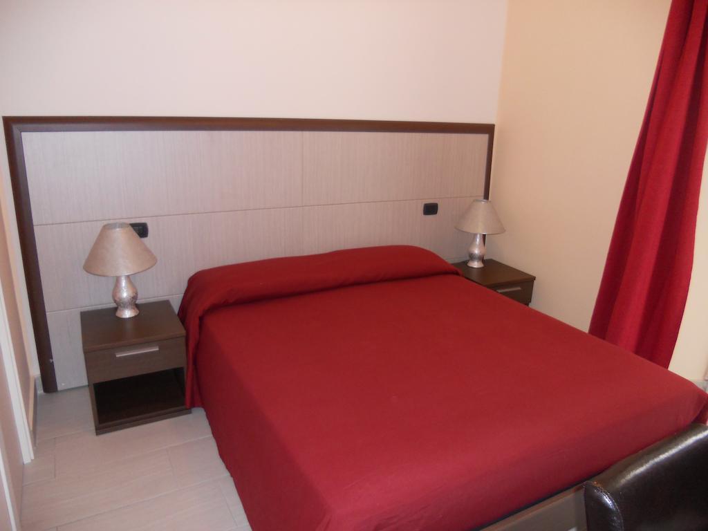Sant'Agostino Affittacamere Reggio Calabria Zimmer foto